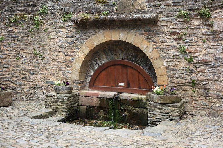 Conques