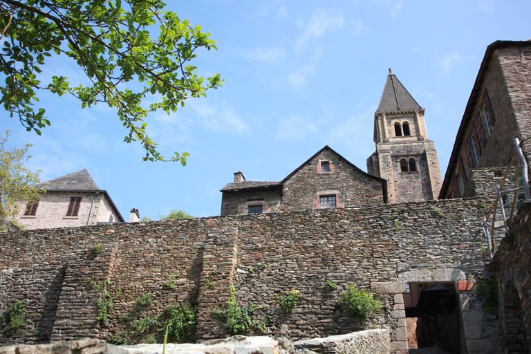 Conques