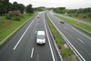 ガラガラの高速道路